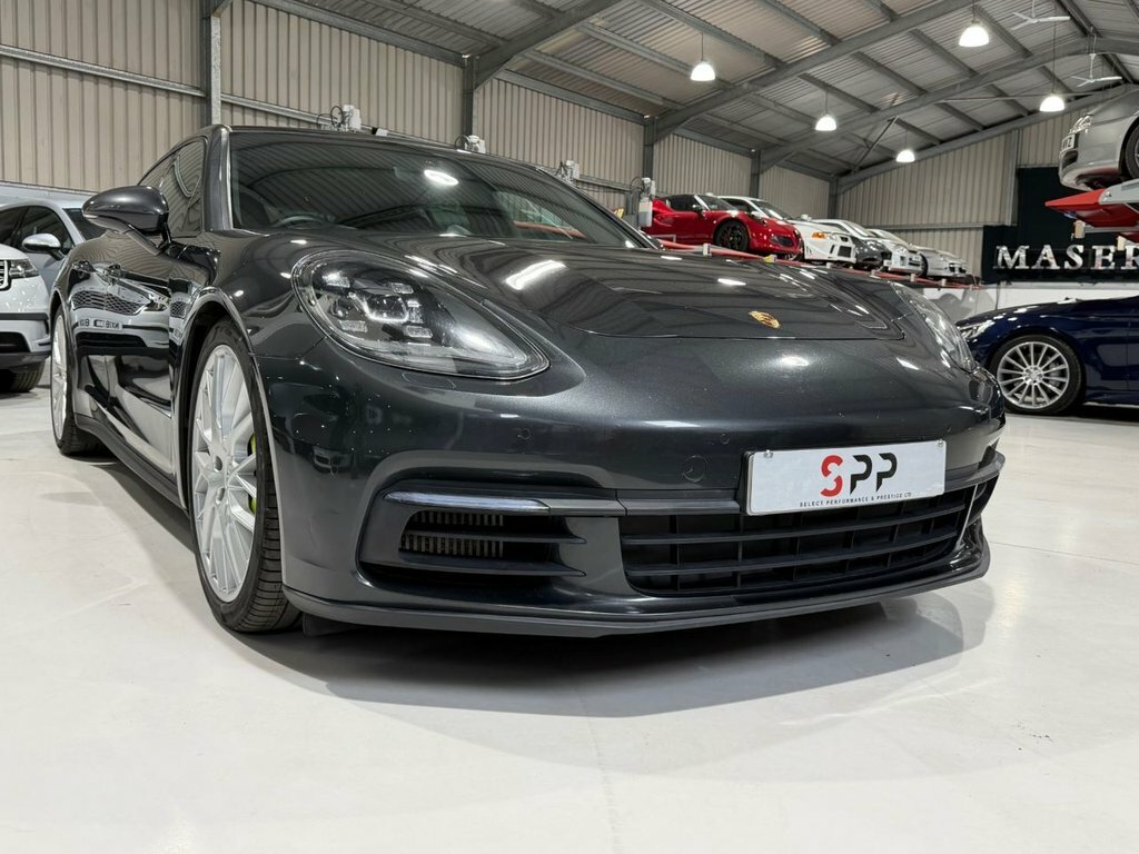 Porsche Panamera Panamera T S E-hybrid Silver #33