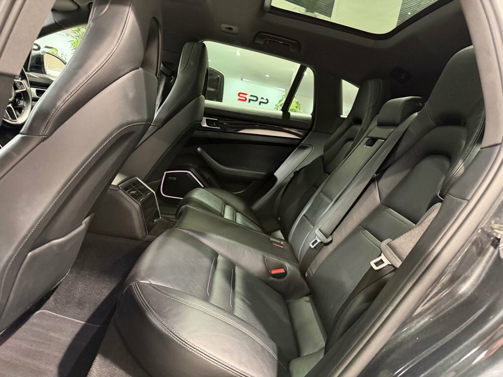Porsche Panamera Panamera T S E-hybrid Silver #42