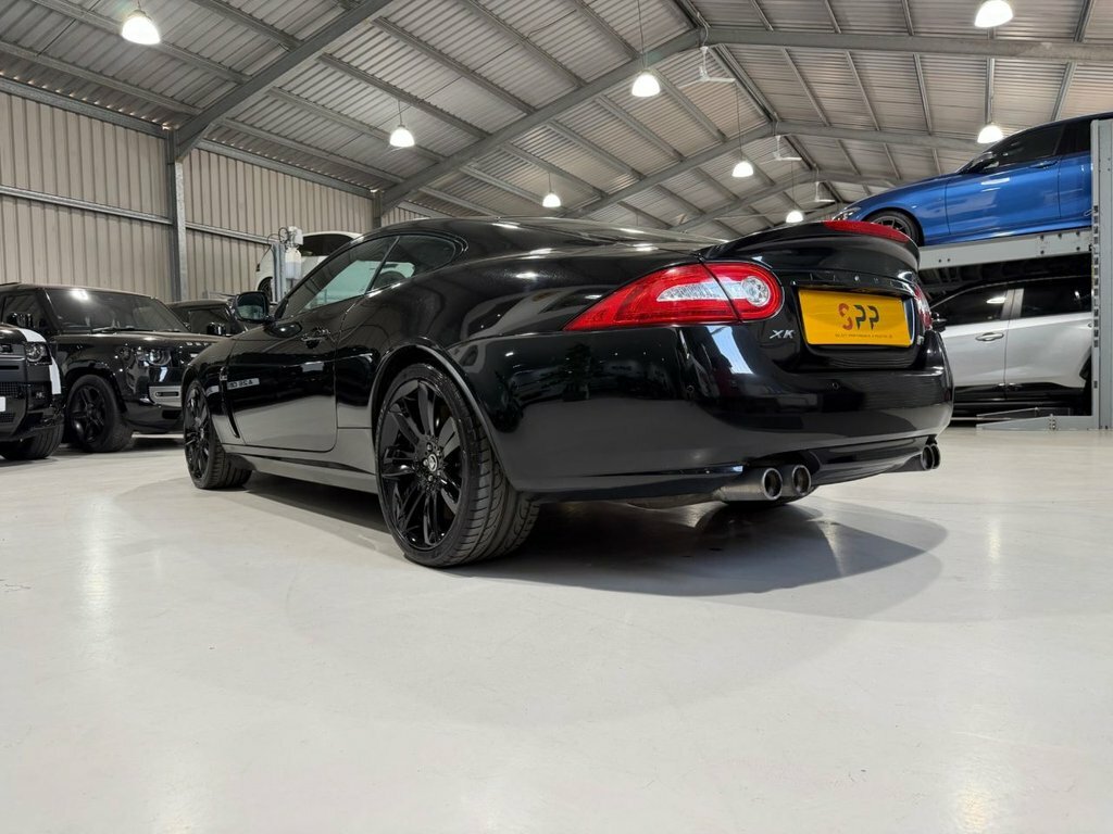 Jaguar XKR 5.0 V8 Coupe Euro 5 510 Ps Black #2