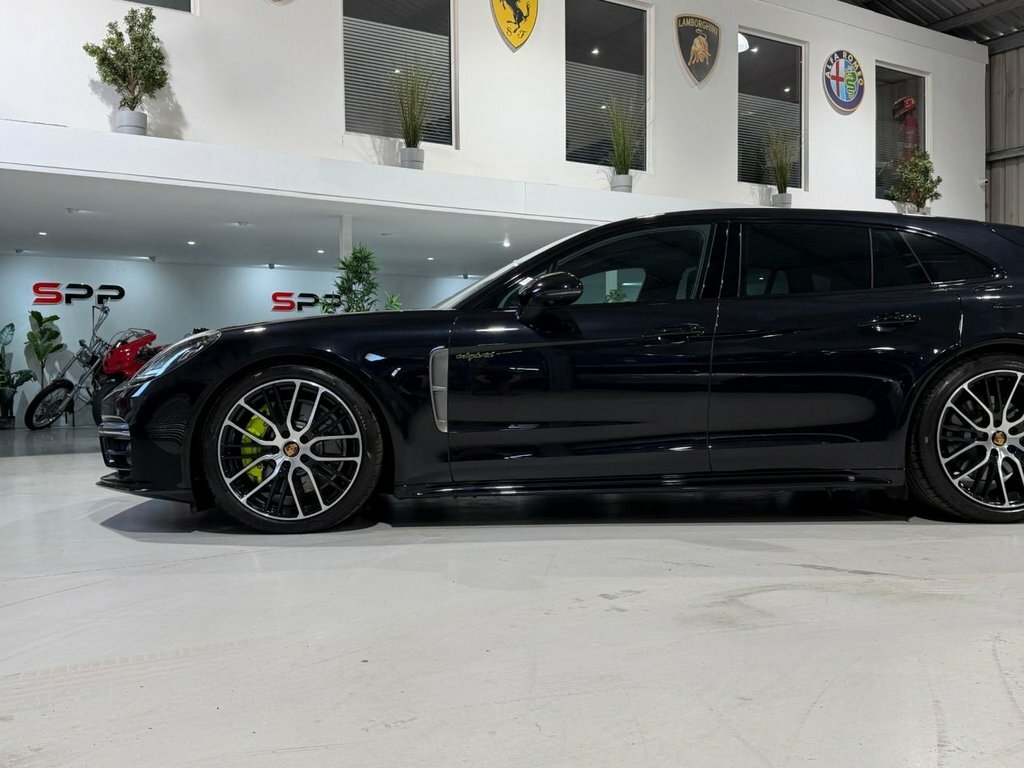 Porsche Panamera 2.9 V6 4 Platinum Edition E-hybrid Pdk Black #38