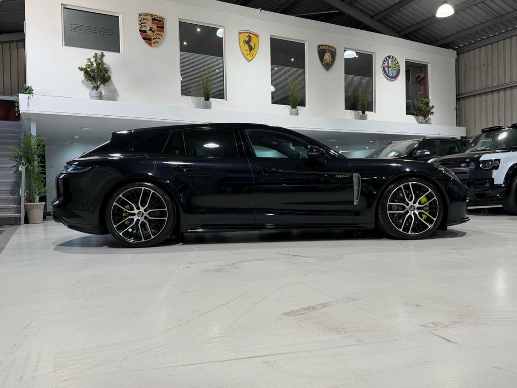 Porsche Panamera 2.9 V6 E-hybrid 17.9Kwh 4 Platinum Edition Sport T Black #2