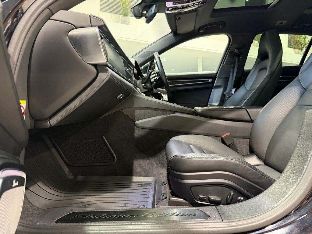 Porsche Panamera 2.9 V6 4 Platinum Edition E-hybrid Pdk Black #52