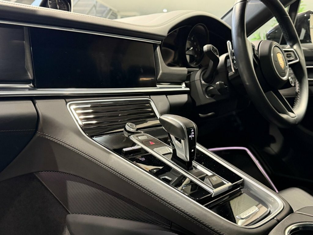 Porsche Panamera 2.9 V6 4 Platinum Edition E-hybrid Pdk Black #23