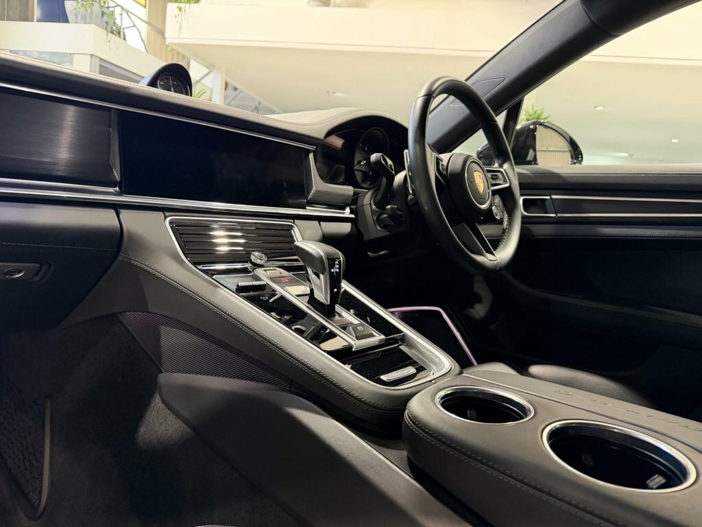 Porsche Panamera 2.9 V6 4 Platinum Edition E-hybrid Pdk Black #18