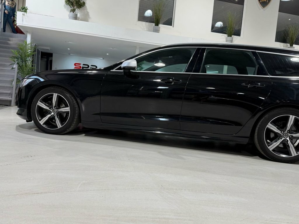 Volvo V90 2.0 D4 Momentum 188 Bhp Silver #8