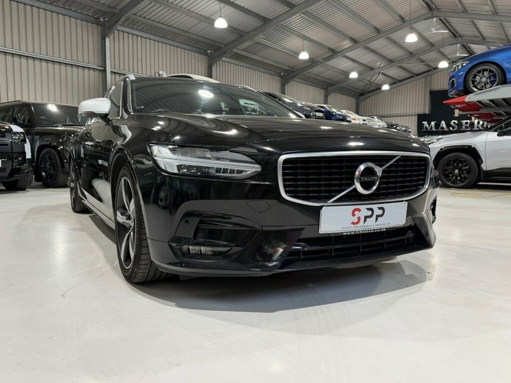 Volvo V90 2.0 D4 Momentum 188 Bhp Silver #31