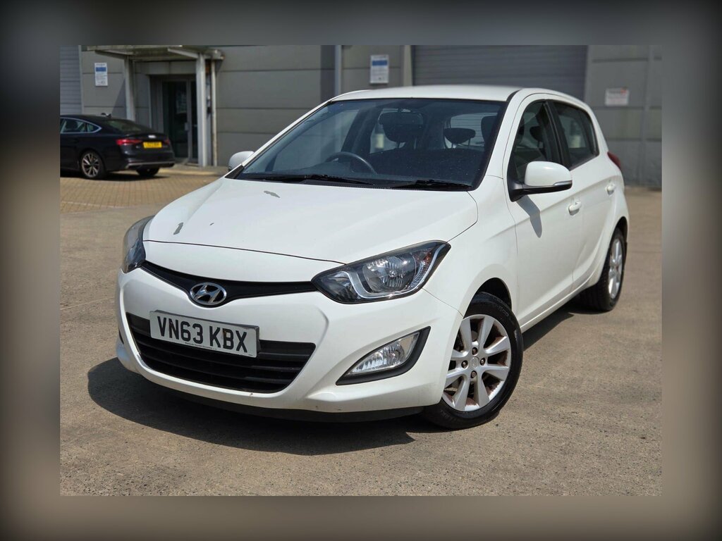 Hyundai I20 1.2 Active Euro 5 White #6
