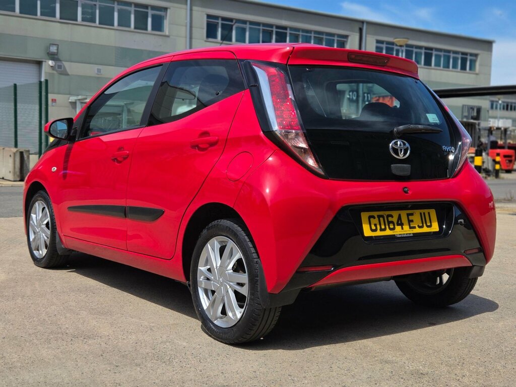 Toyota Aygo 1.0 Vvt-i X-play 3-Dr Blue #16