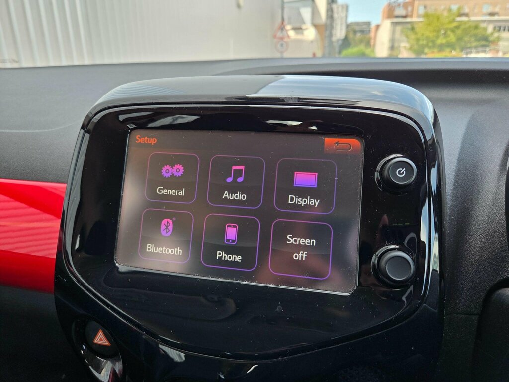 Toyota Aygo 1.0 Vvt-i X-play 3-Dr Blue #32