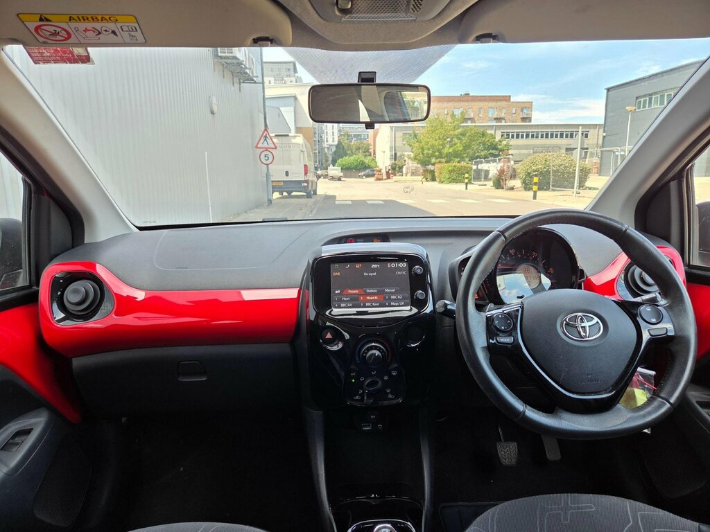 Toyota Aygo 1.0 Vvt-i X-pression X-shift Euro 5 Euro 5 Red #3