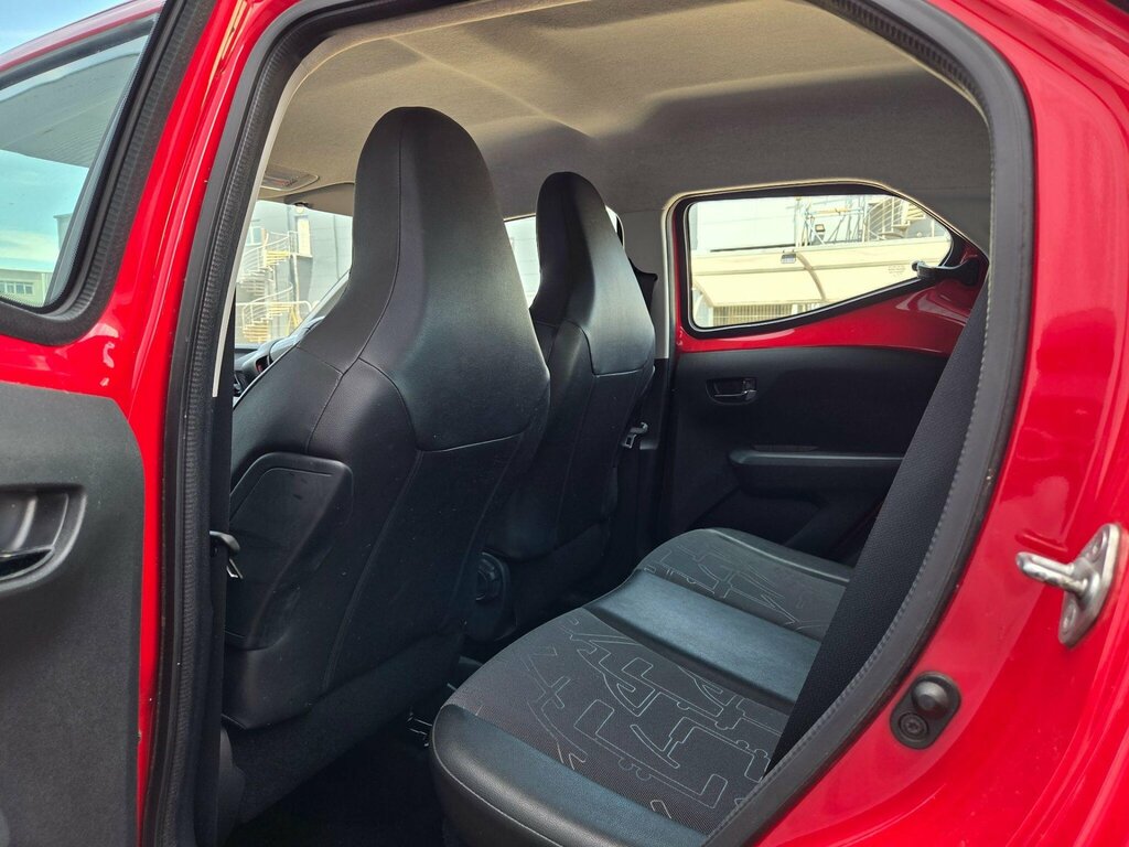 Toyota Aygo 1.0 Vvt-i X-play 3-Dr Blue #25