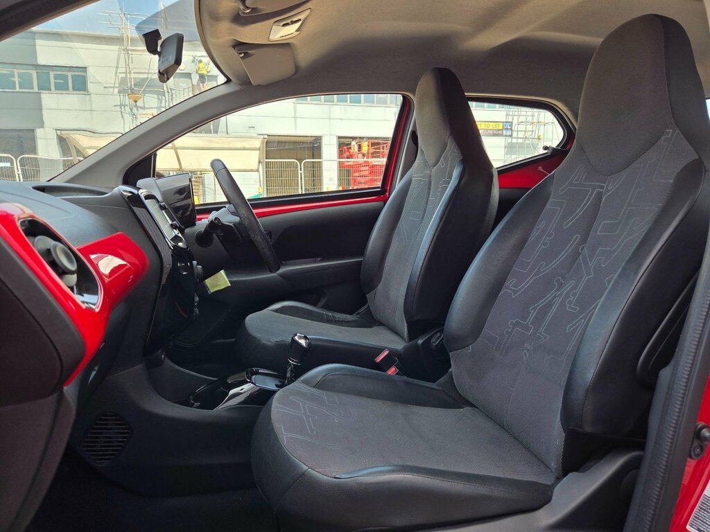 Toyota Aygo 1.0 Vvt-i X-play 3-Dr Blue #23