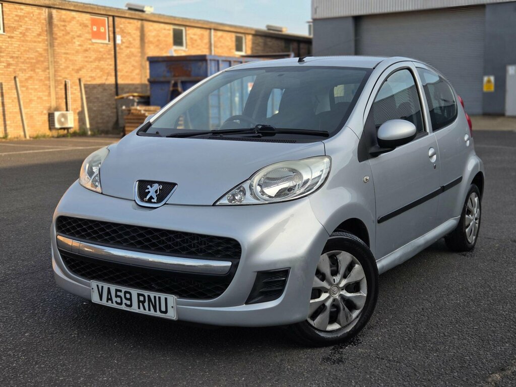 Peugeot 107 1.0 12V Urban 2 Tronic Euro 4 Silver #2