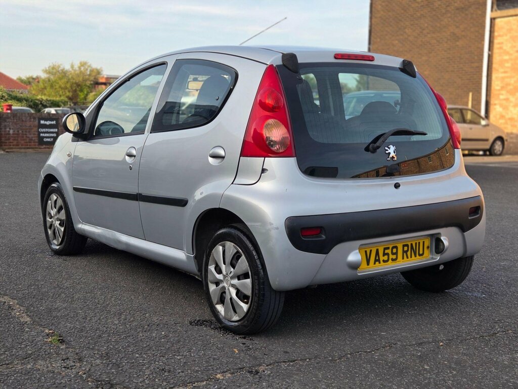 Peugeot 107 1.0 12V Urban 2 Tronic Euro 4 Silver #4