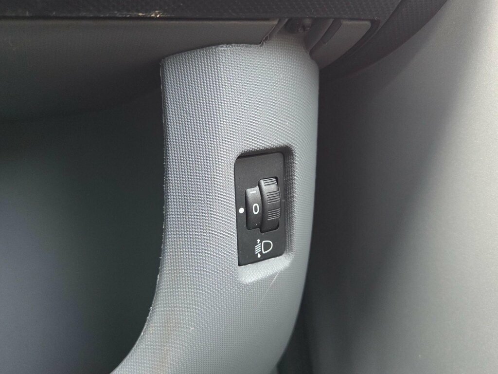 Peugeot 107 1.0 12V Millesim Euro 4 White #33