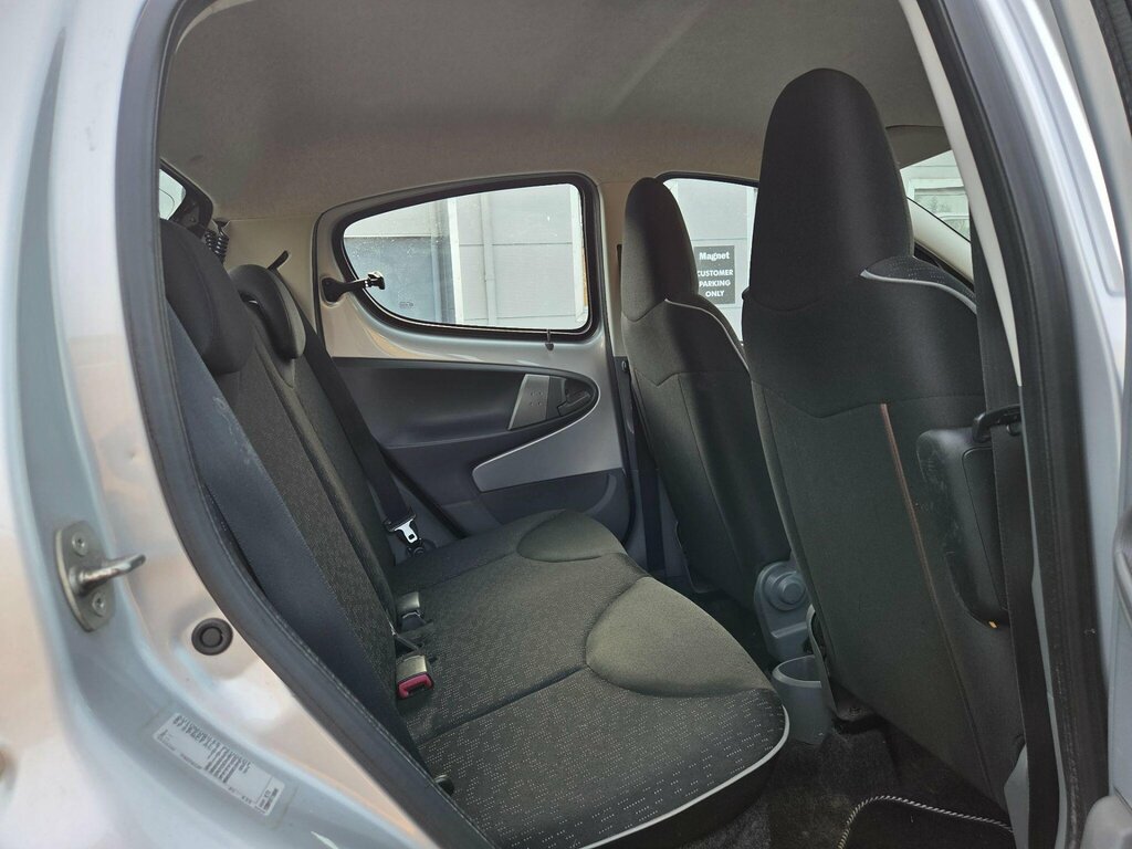 Peugeot 107 1.0 12V Millesim Euro 4 White #24