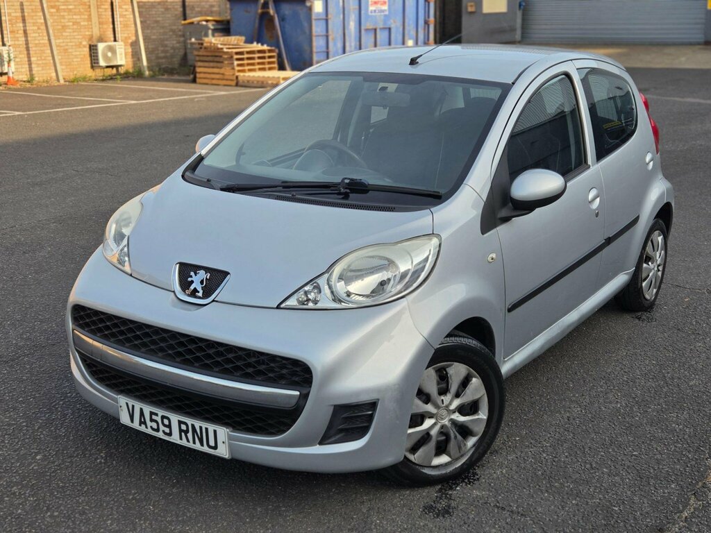 Peugeot 107 1.0 12V Millesim Euro 4 White #35