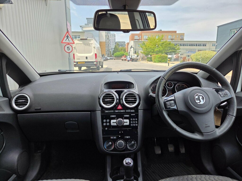 Vauxhall Corsa 1.2 16V Se Euro 5 White #4