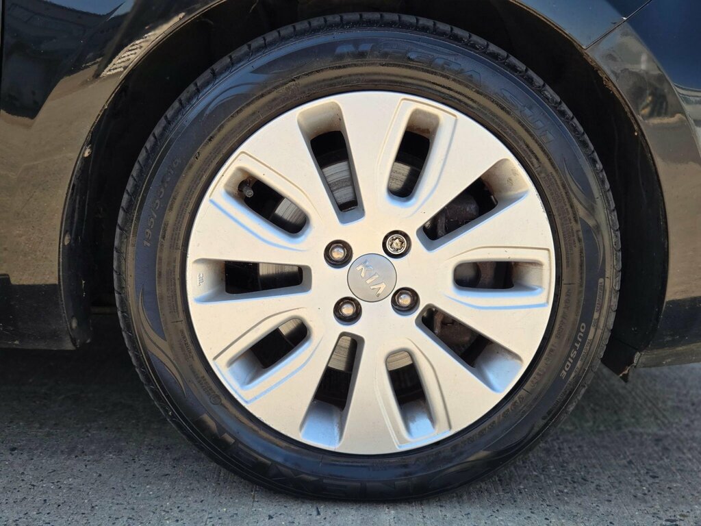 Kia RIO 1.4 1 White #41