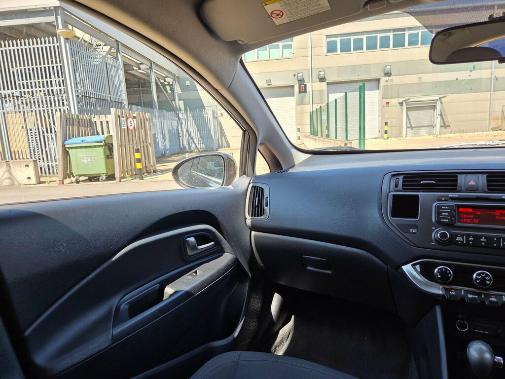 Kia RIO 1.4 1 White #19
