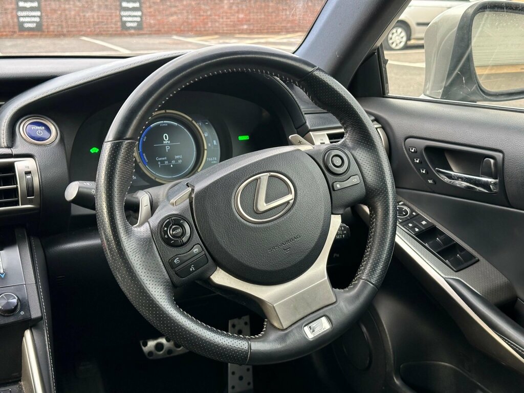 Lexus IS White #28