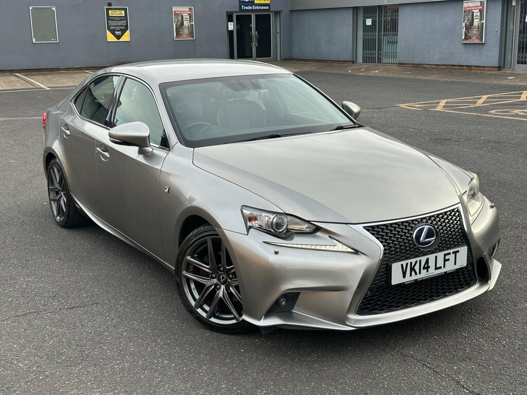 Lexus IS White #11
