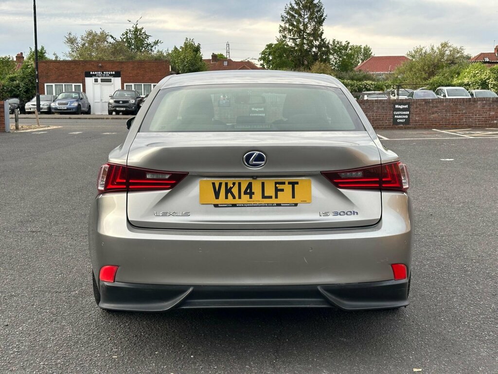 Lexus IS White #14