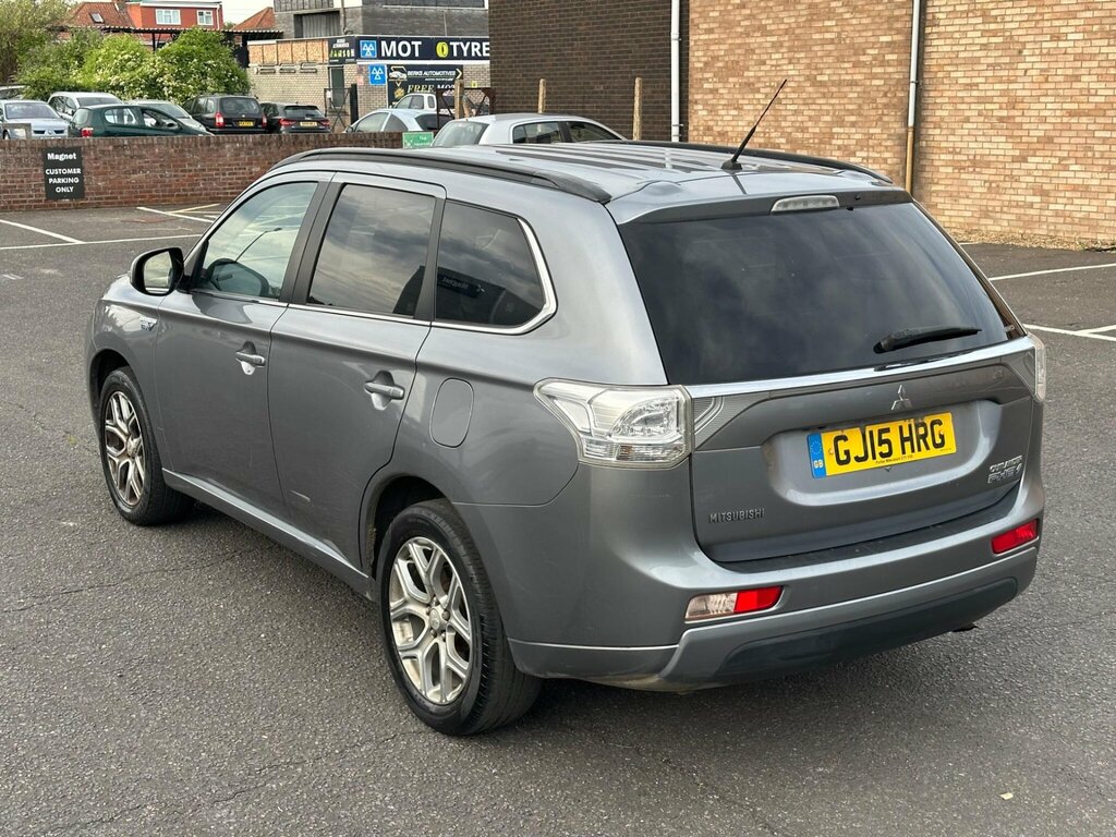 Mitsubishi Outlander 2.0H 12Kwh Gx4h Cvt 4Wd Euro 5 Ss Grey #3