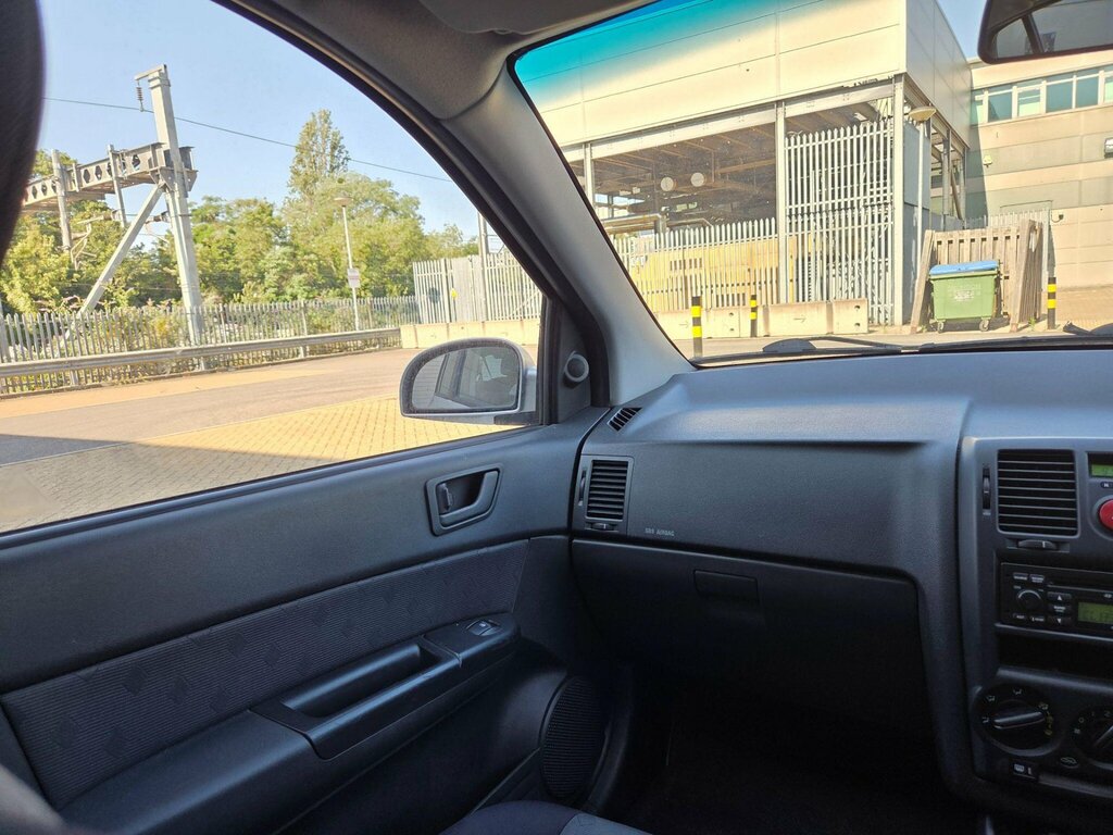 Hyundai Getz Hatchback Silver #20