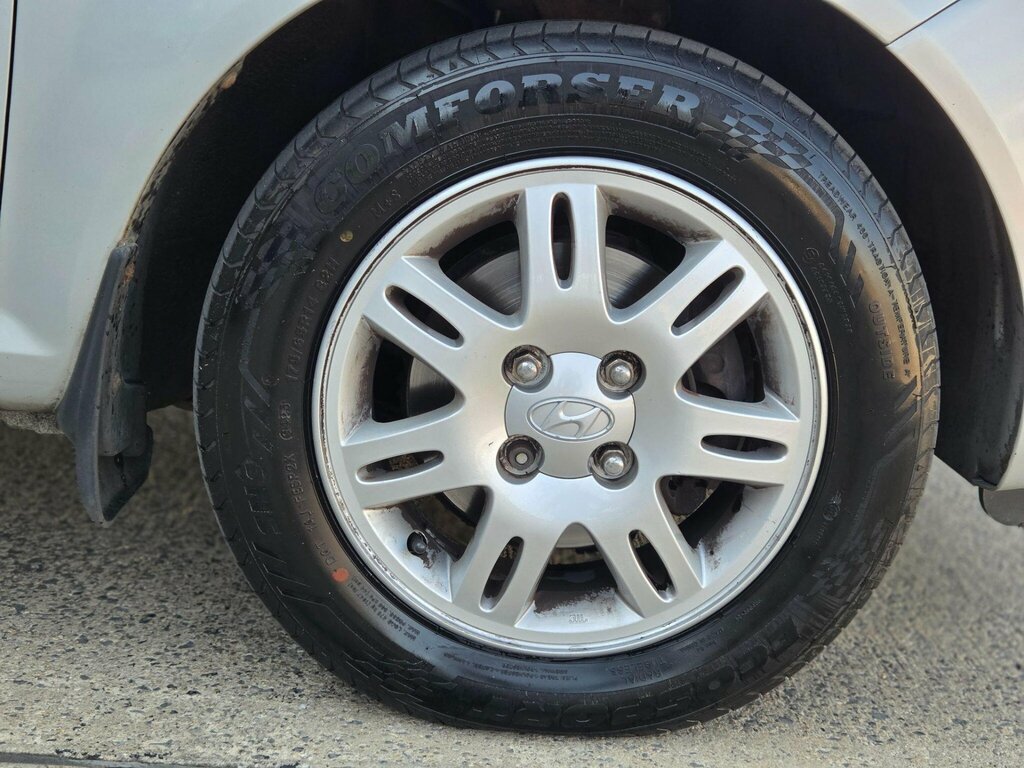 Hyundai Getz Hatchback Silver #39
