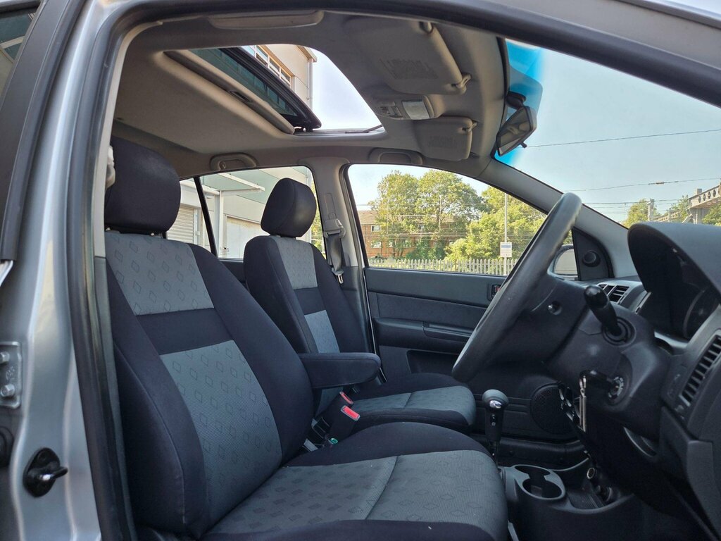 Hyundai Getz Hatchback Silver #26
