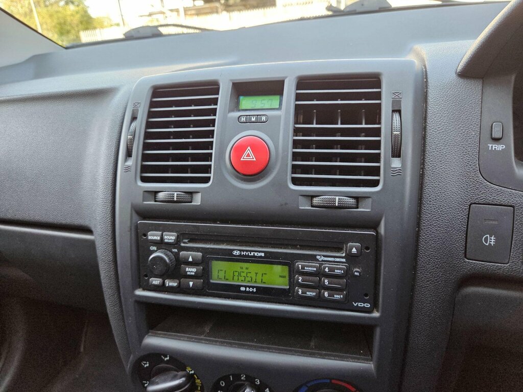 Hyundai Getz Hatchback Silver #32
