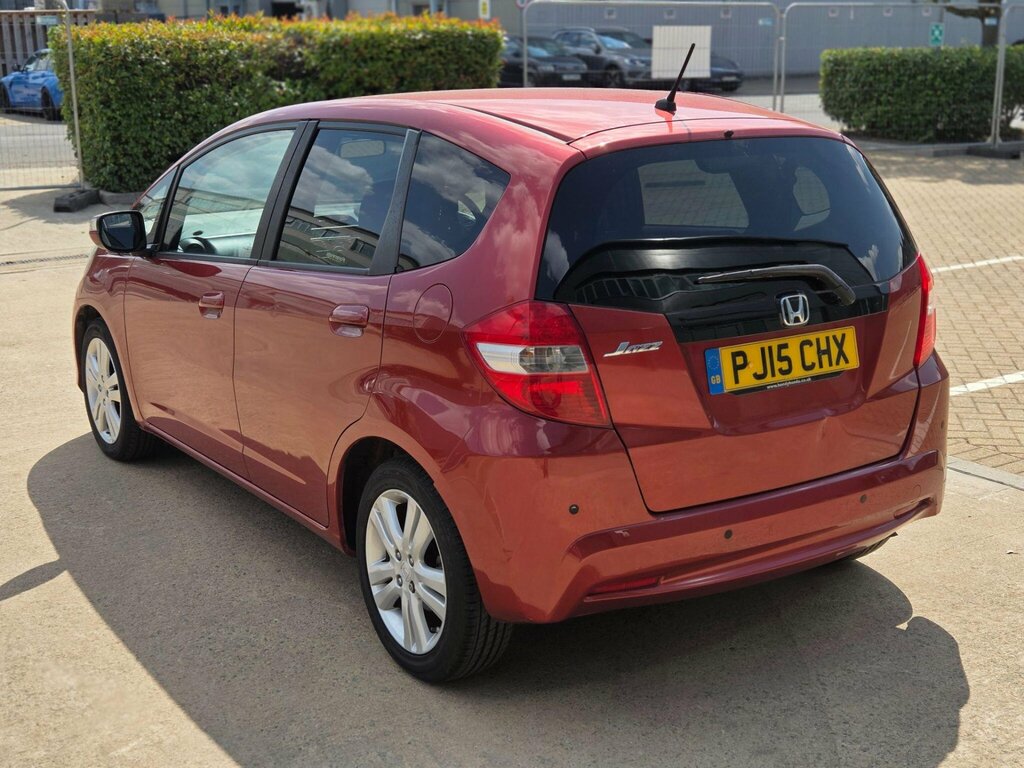 Honda Jazz 1.4 I-vtec Es Plus Cvt Euro 5 Red #3