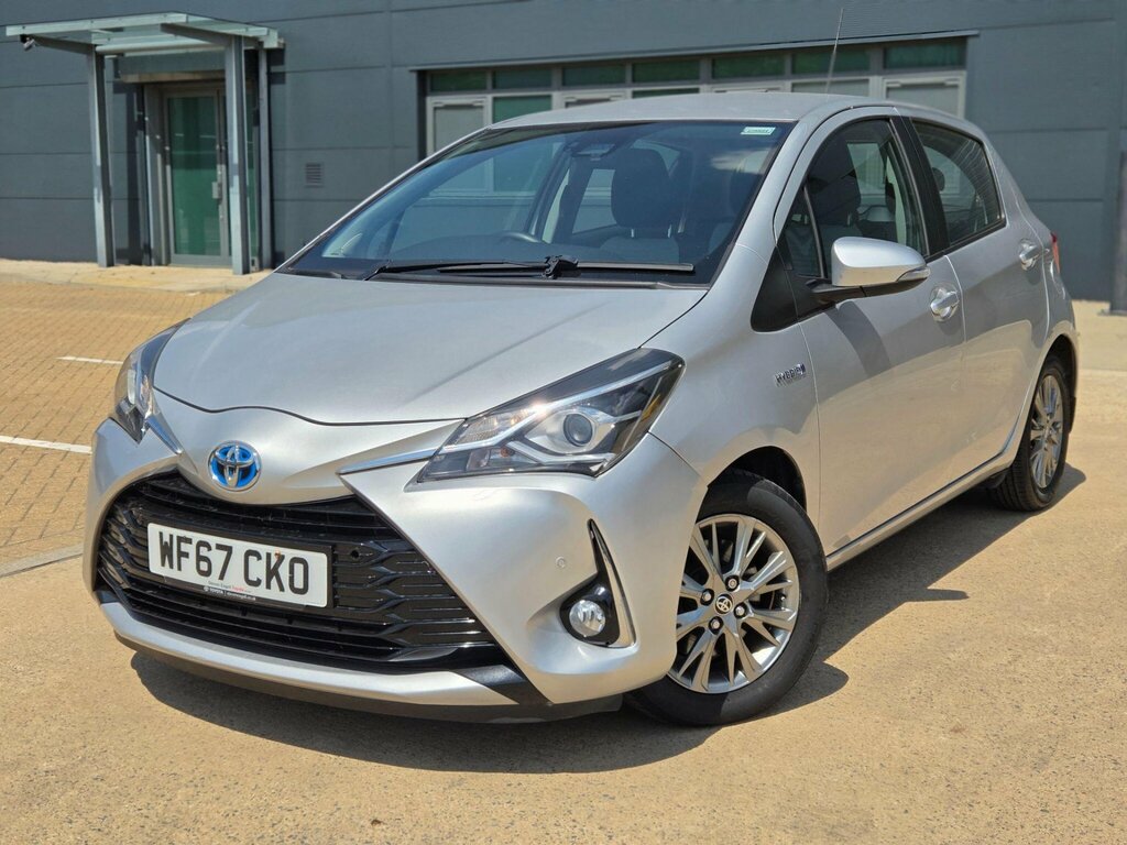 Toyota Yaris 1.5 Vvt-h Icon Tech E-cvt Euro 6 Ss Silver #2