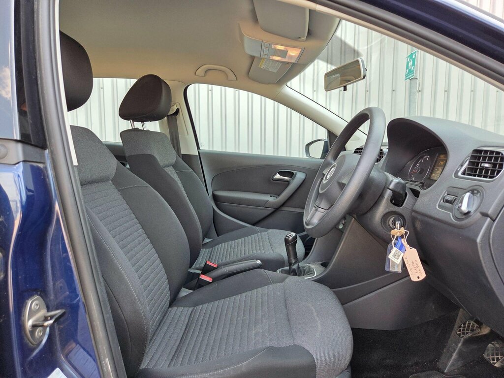 Volkswagen Polo E Silver #20