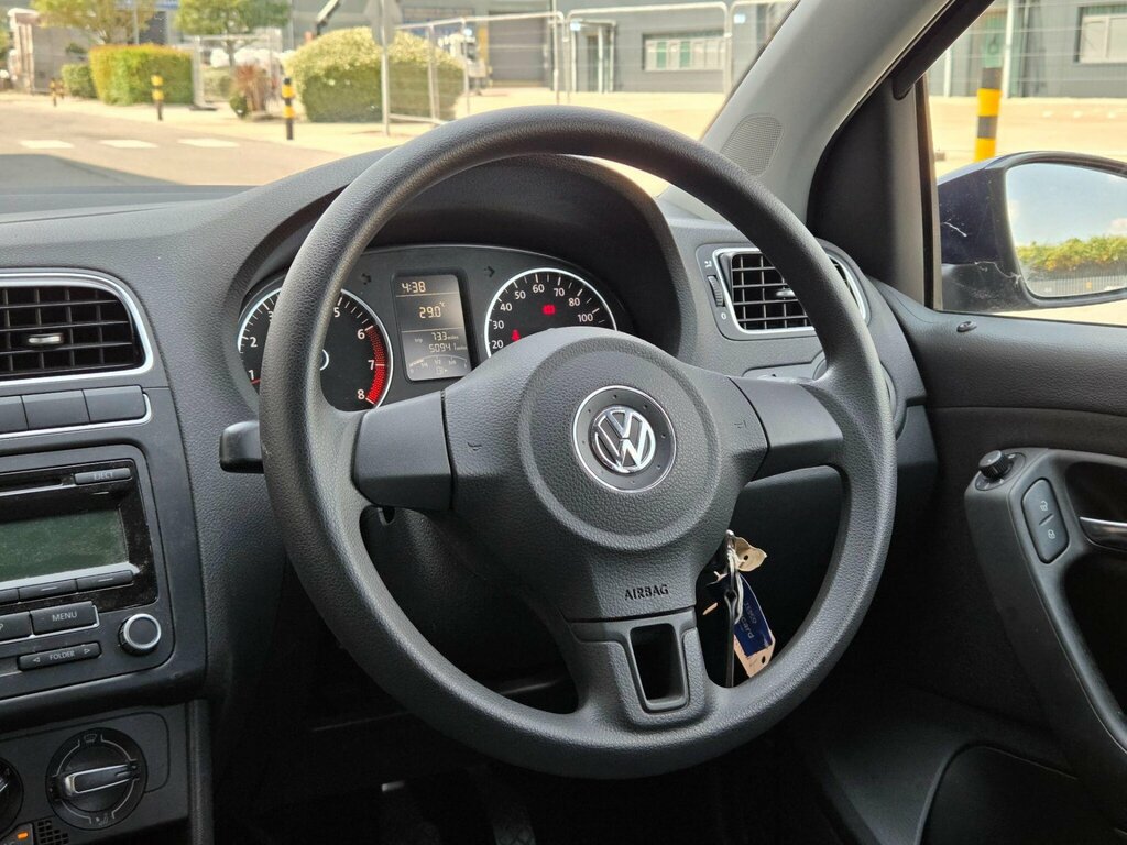 Volkswagen Polo E Silver #33