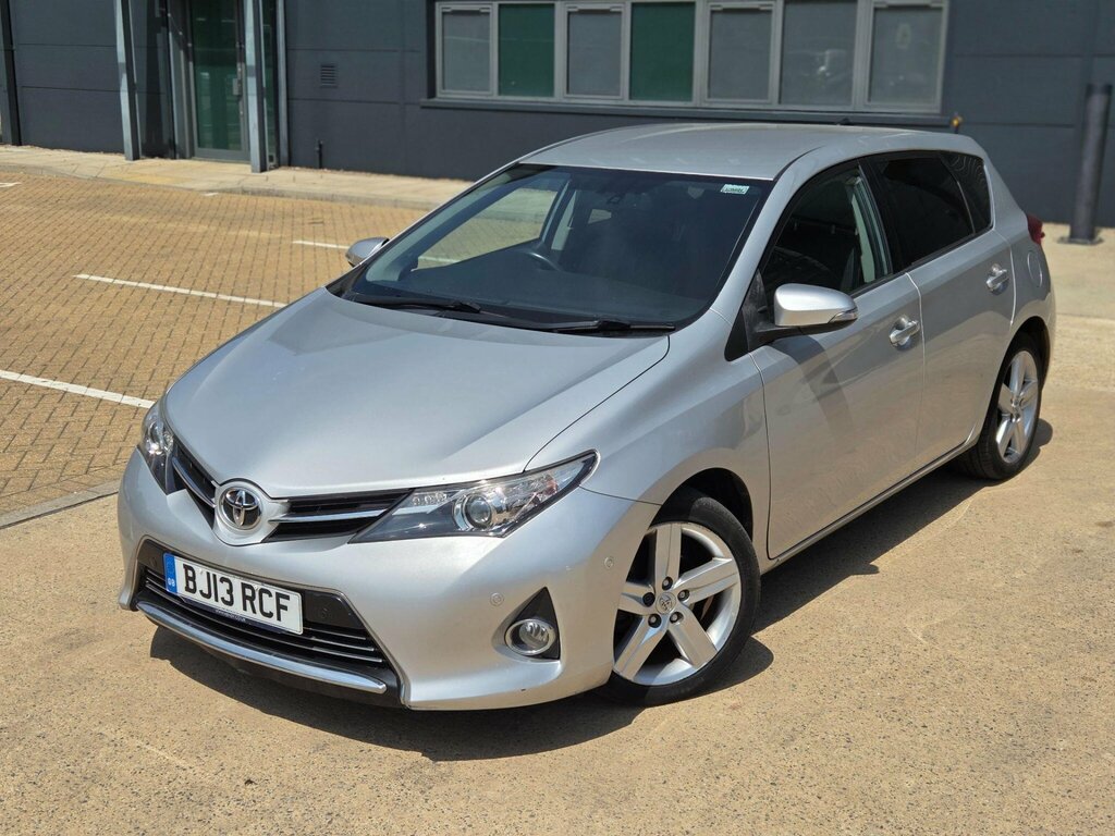Toyota Auris Excel Grey #8