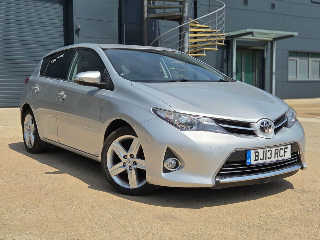 Toyota Auris Excel Grey #11