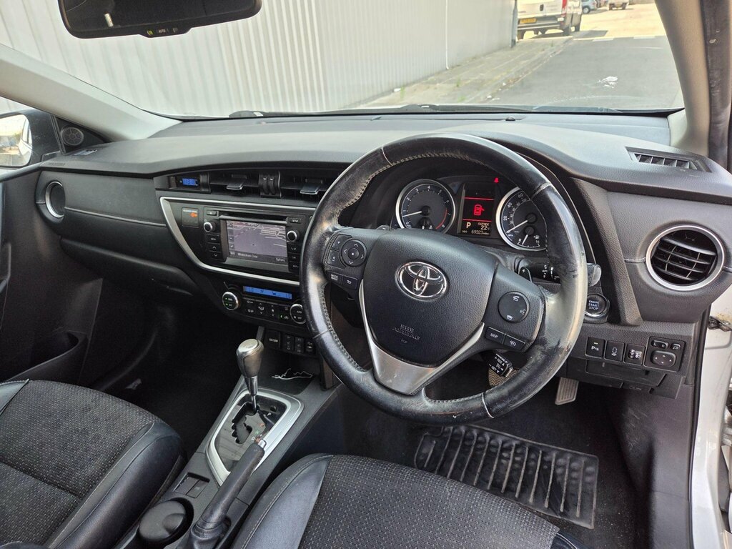 Toyota Auris Excel Grey #20
