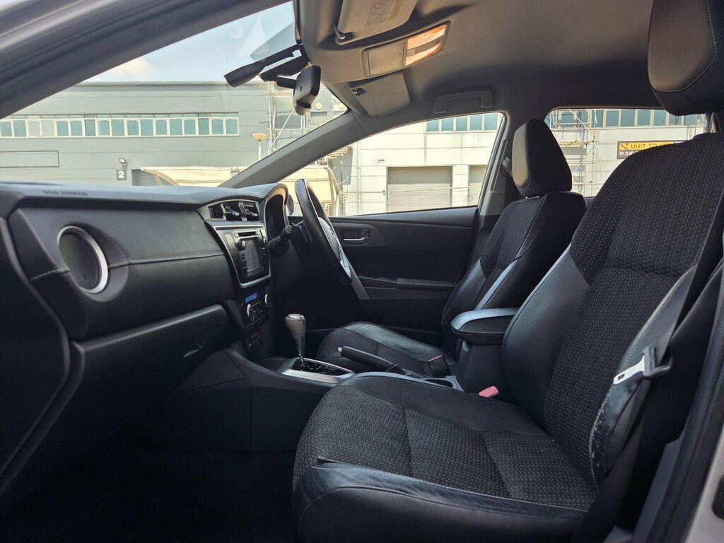 Toyota Auris Excel Grey #24