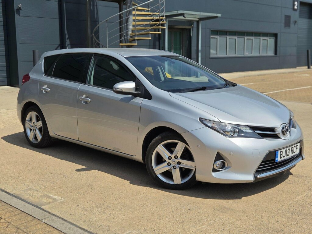 Toyota Auris Excel Grey #12