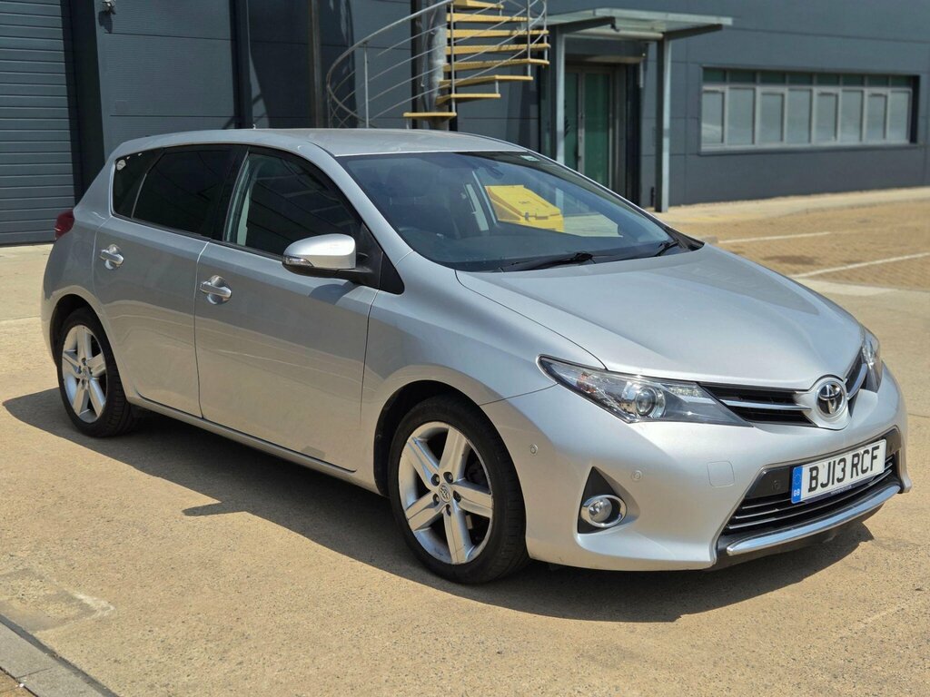 Toyota Auris Excel Grey #47