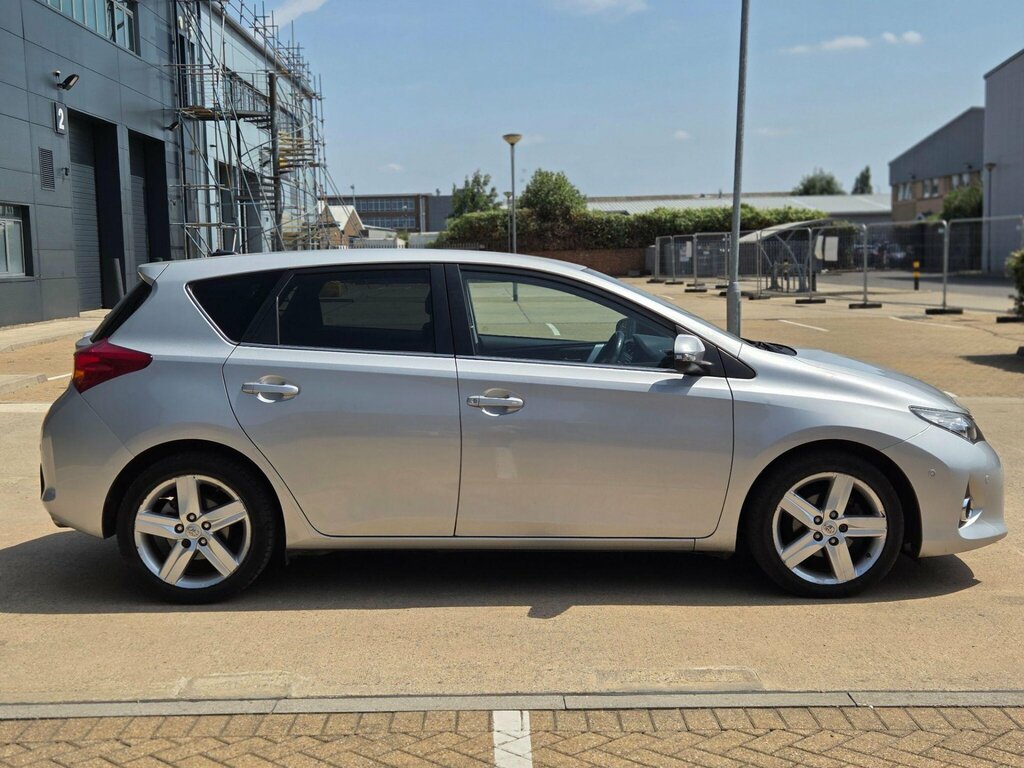 Toyota Auris Excel Grey #13