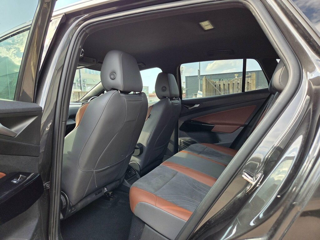 Volkswagen ID.4 1St Edition Grey #25