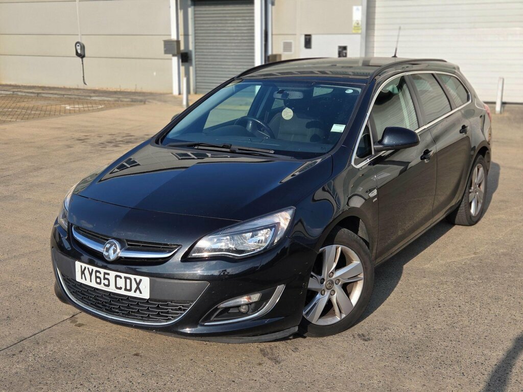 Vauxhall Astra 1.4 Limited Edition White #8