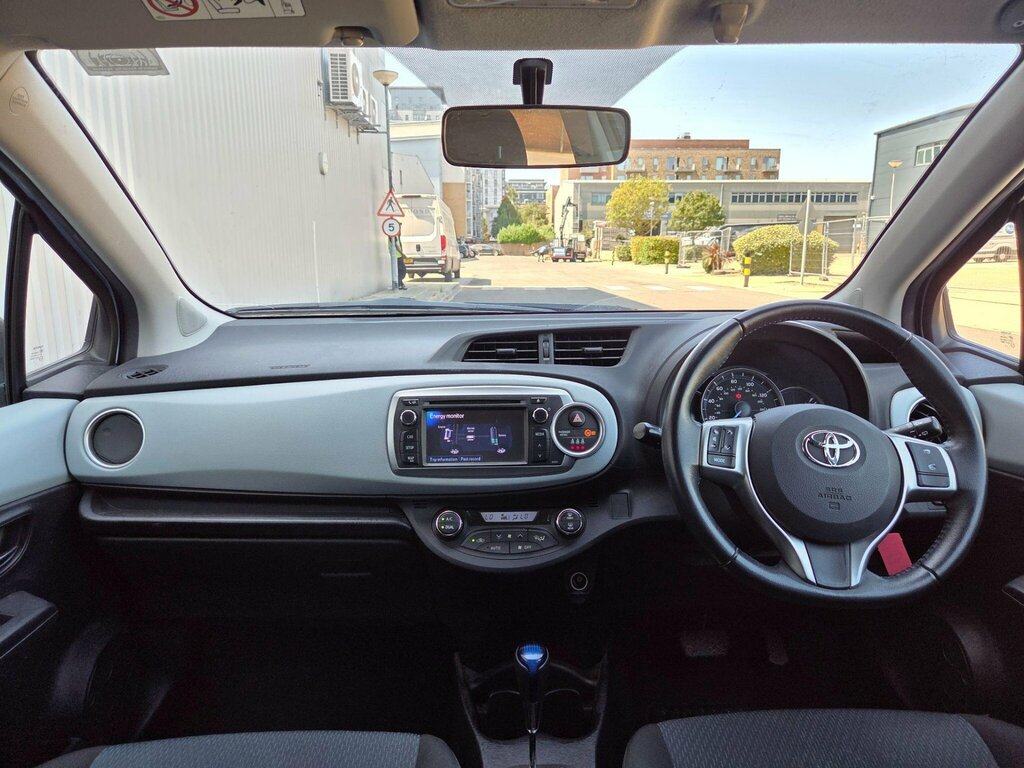 Toyota Yaris 1.5 Vvt-h T4 Cvt Euro 5 Blue #4