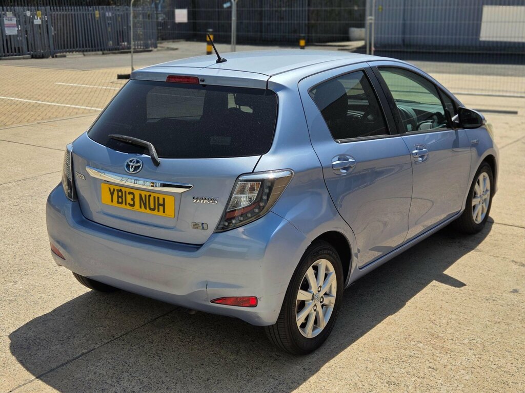Toyota Yaris 1.5 Vvt-h T4 Cvt Euro 5 Blue #3
