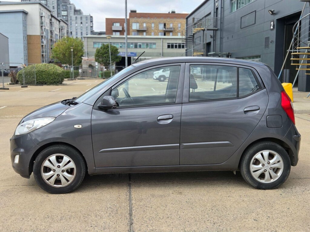 Hyundai I10 Hatchback 1.2 Classic 2013 Red #16
