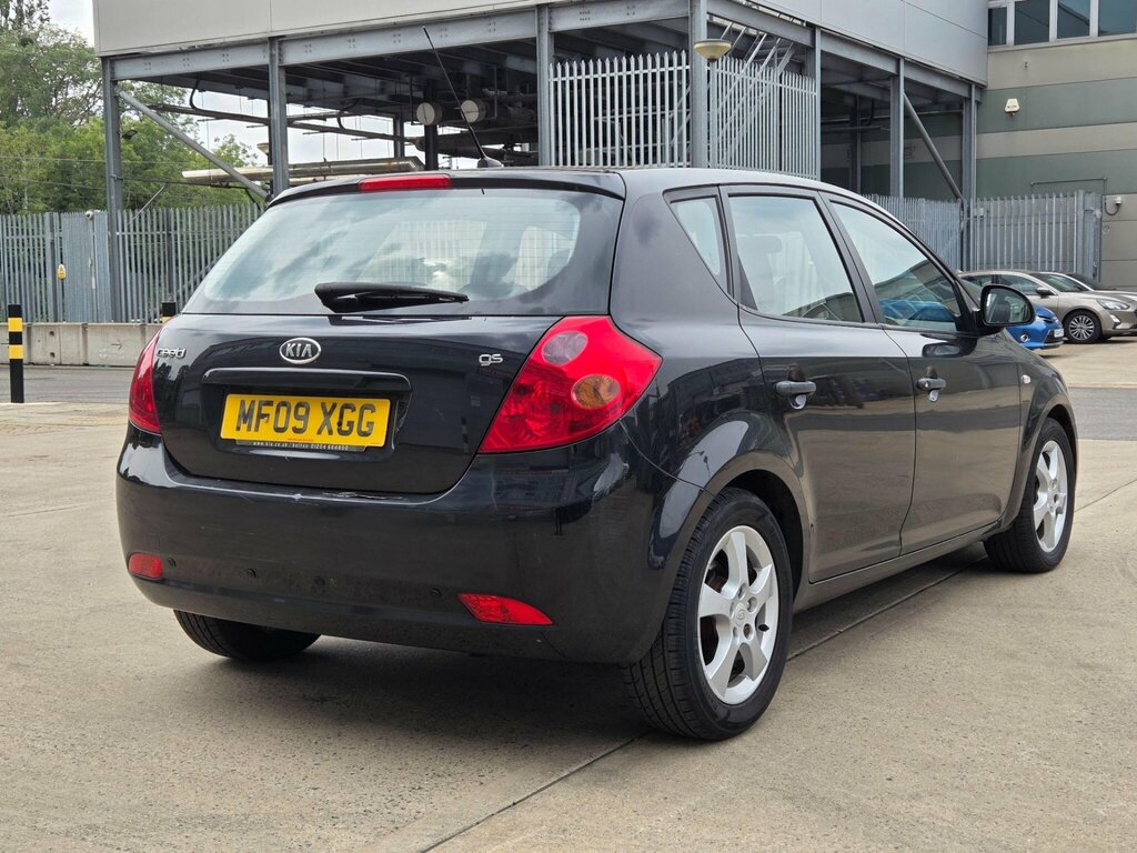 Kia Ceed 1.4 1 Hatchback Euro 4 89 Bhp Black #14