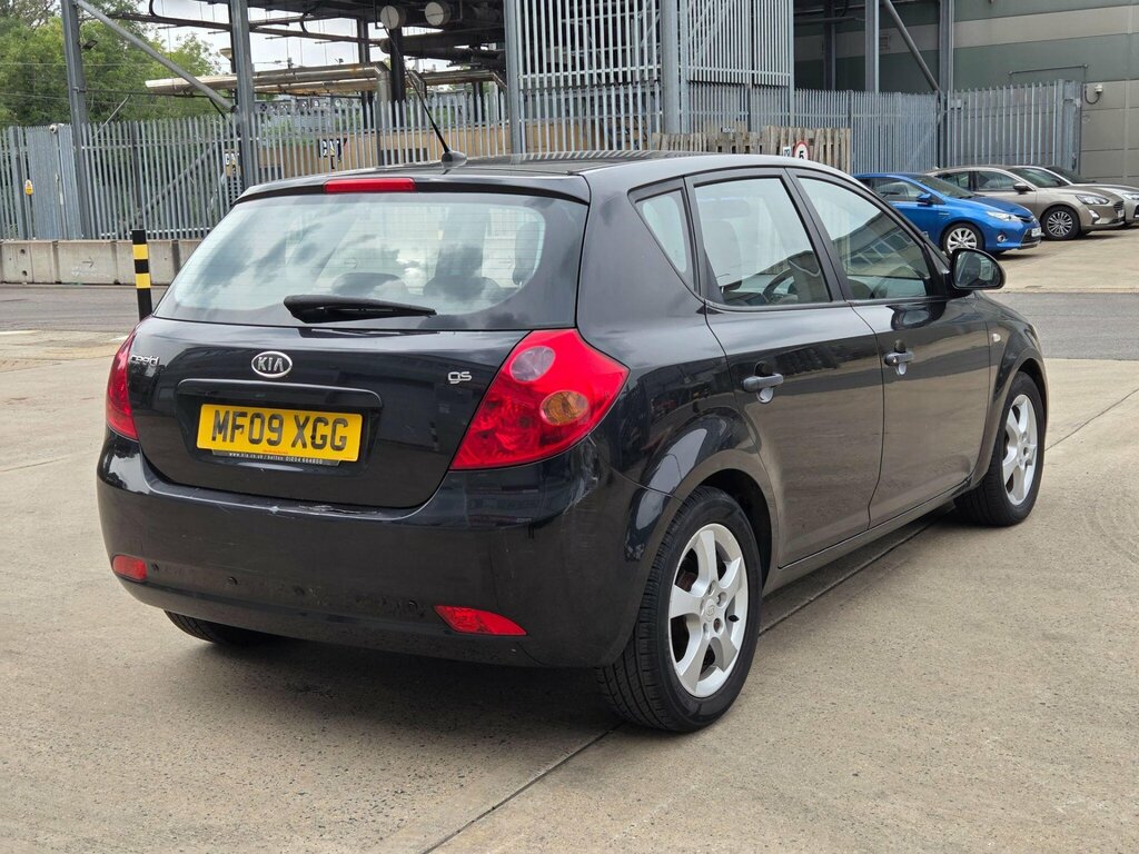 Kia Ceed 1.4 1 Hatchback Euro 4 89 Bhp Black #13